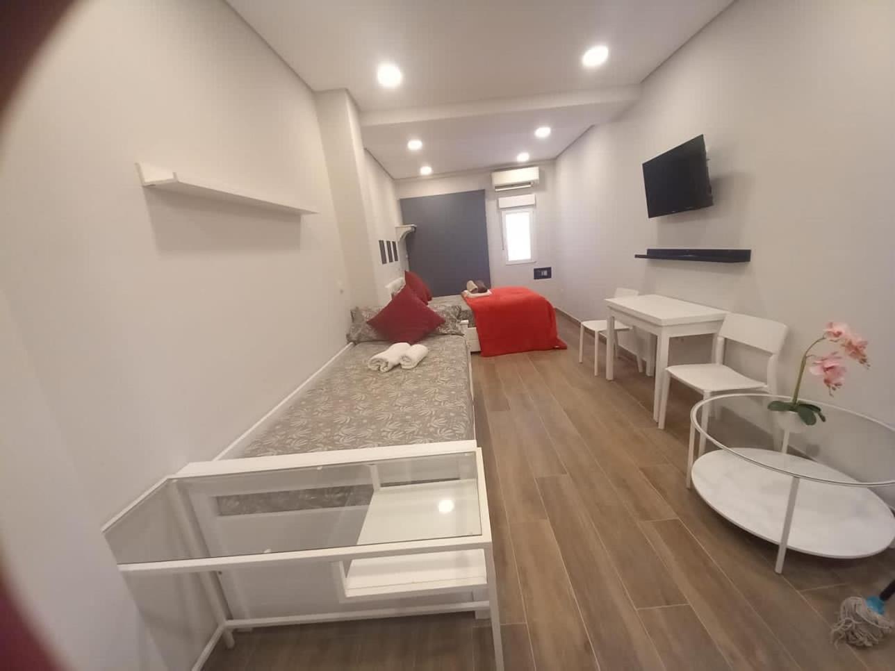 Plaza Pedro Zerolo Apartment Madrid Exterior photo